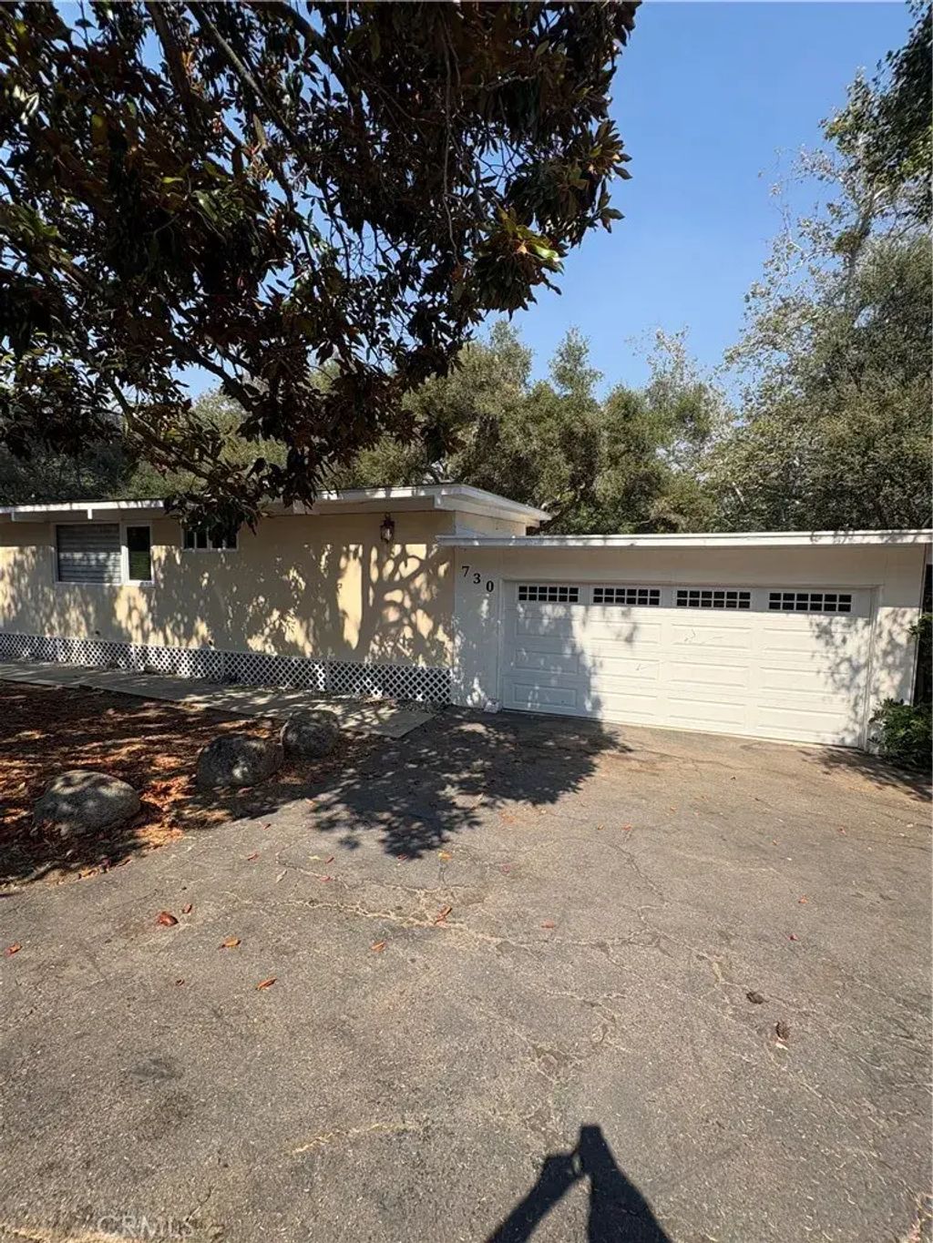 730 S Live Oak Park, Fallbrook