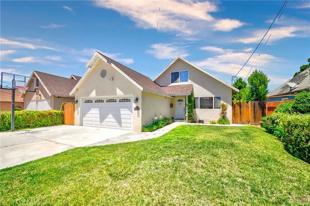 1051 W 184th, Gardena
