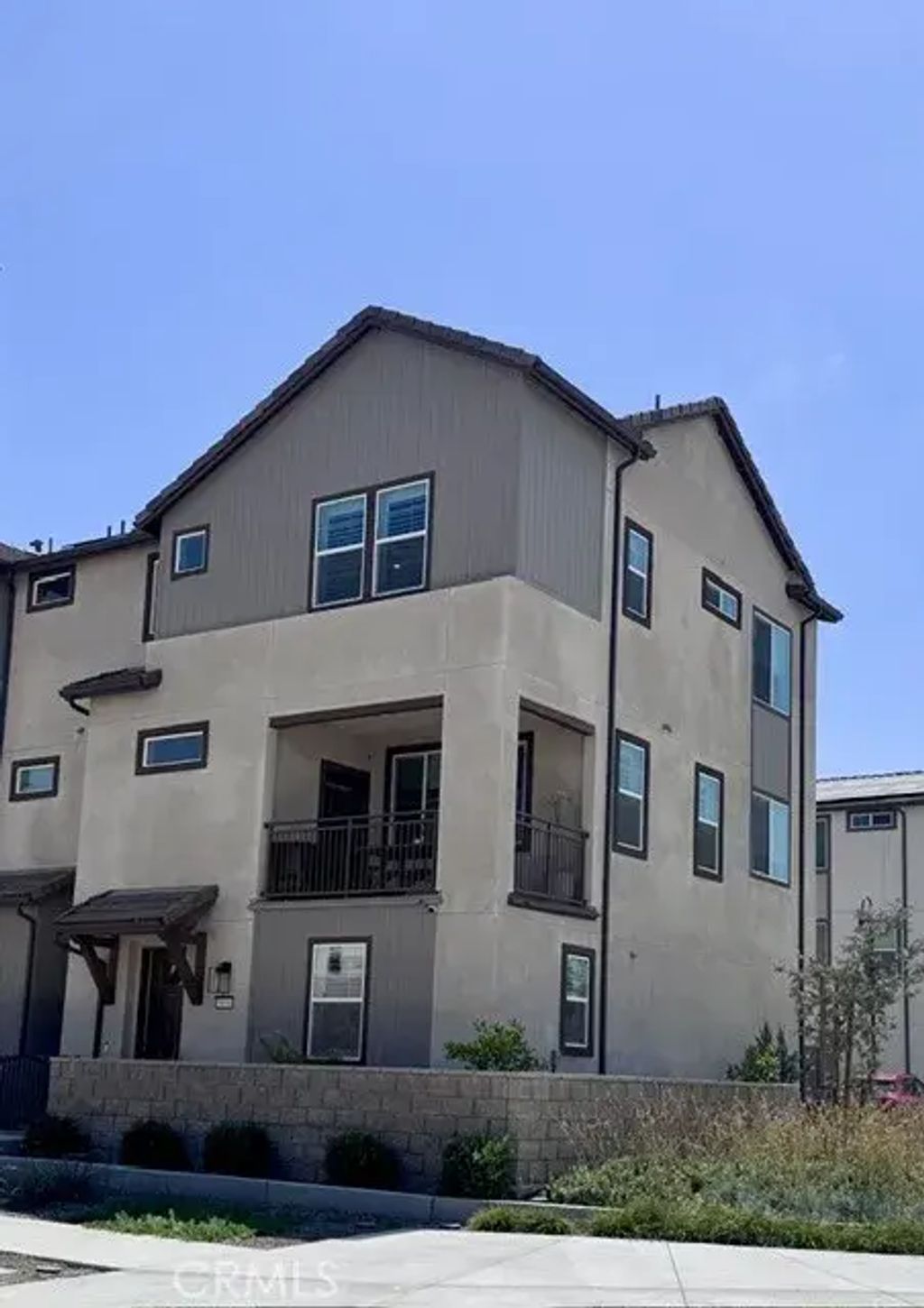 5956 Altyn Drive, Eastvale