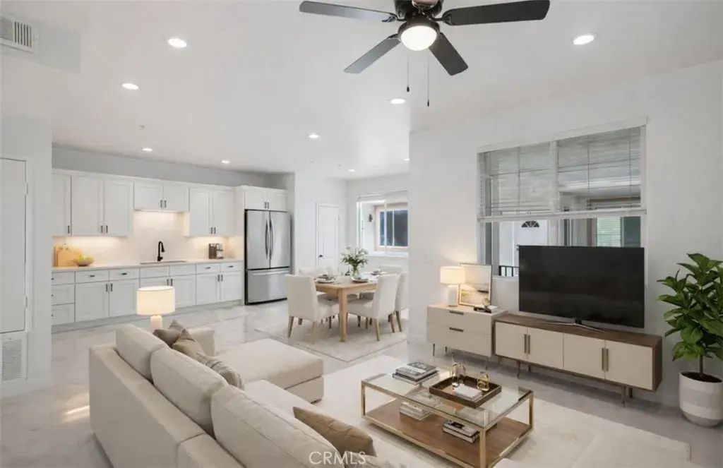 8153 Banana Avenue 201, Fontana