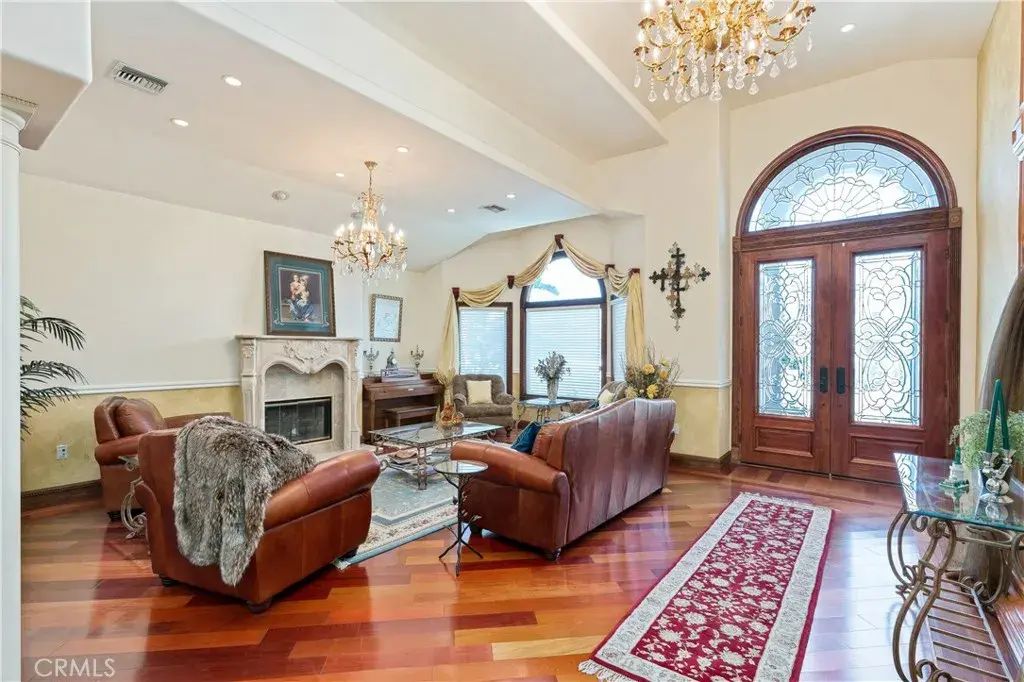 8252 Dancy Circle, Huntington Beach