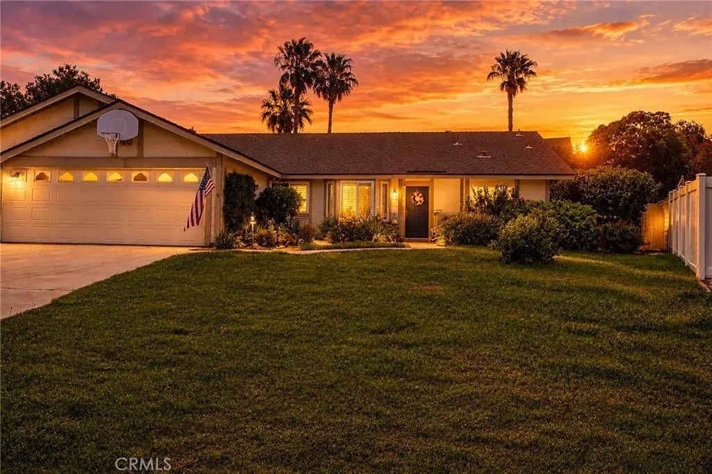 2333 Vista Ridge, Norco