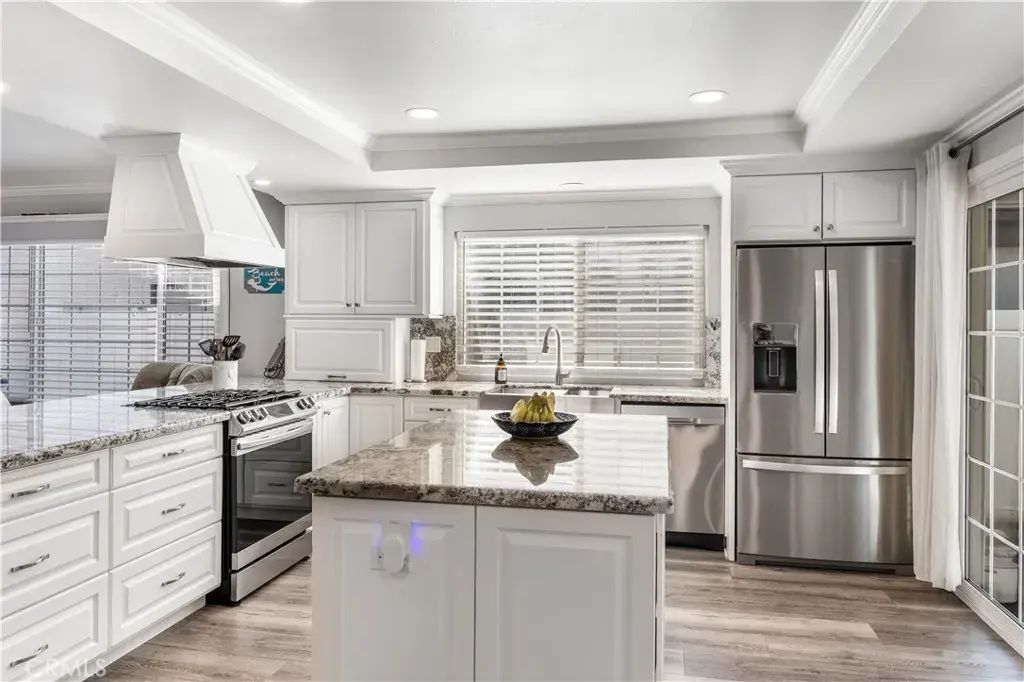 26515 Kari Brook, Lake Forest