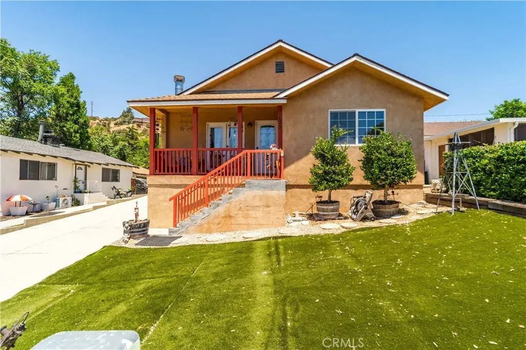 14977 Elizabeth Lake Rd, Lake Elizabeth