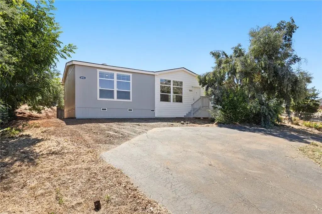 5656 Middle Libby Road, Paradise