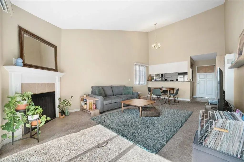 3501 E Ransom Street 304, Long Beach