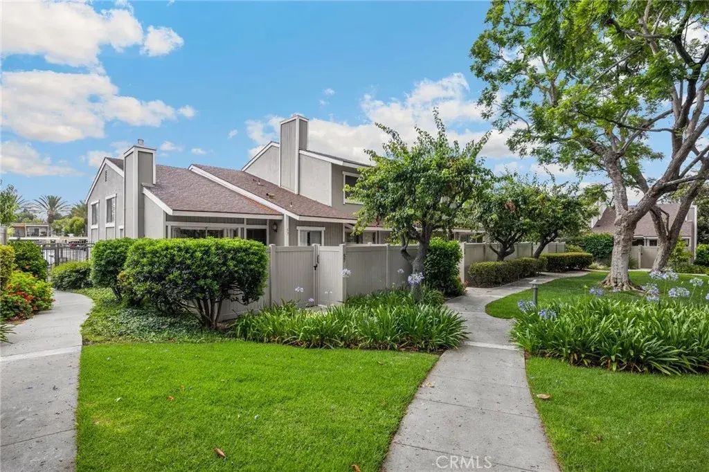 3160 E Palm Drive, Fullerton
