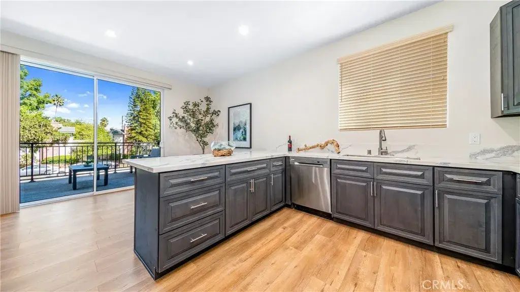 17158 Chatsworth Street 1, Granada Hills