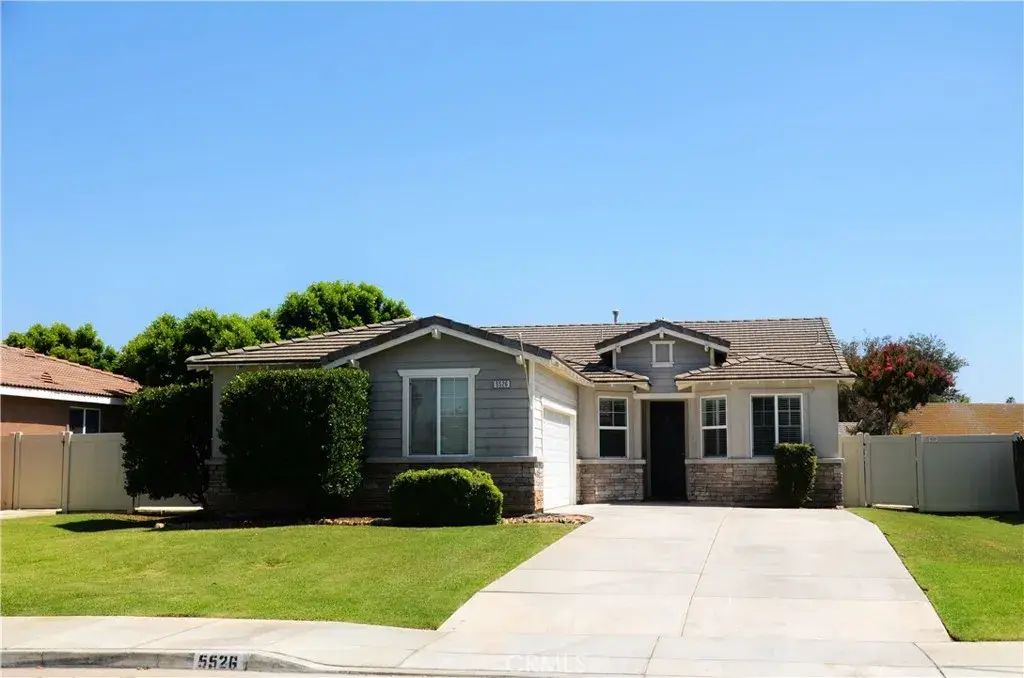 5526 Mountain View, Riverside