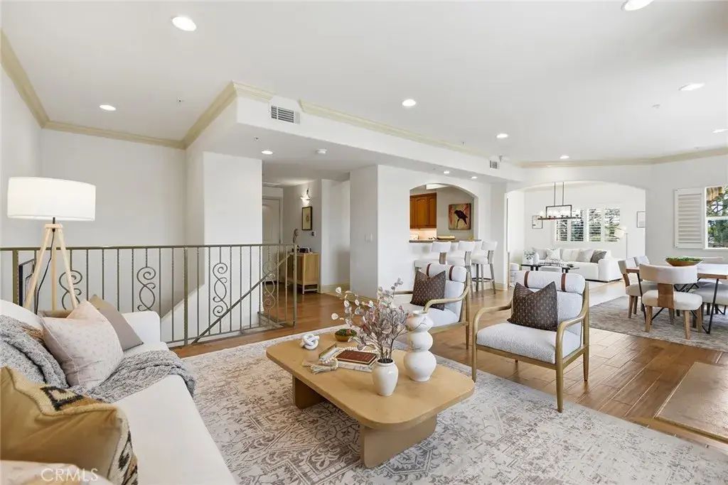 11540 Moorpark Street 401, Studio City