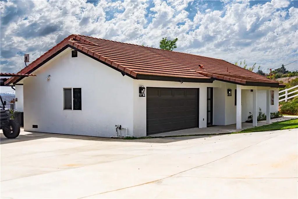 10432 Couser, Valley Center