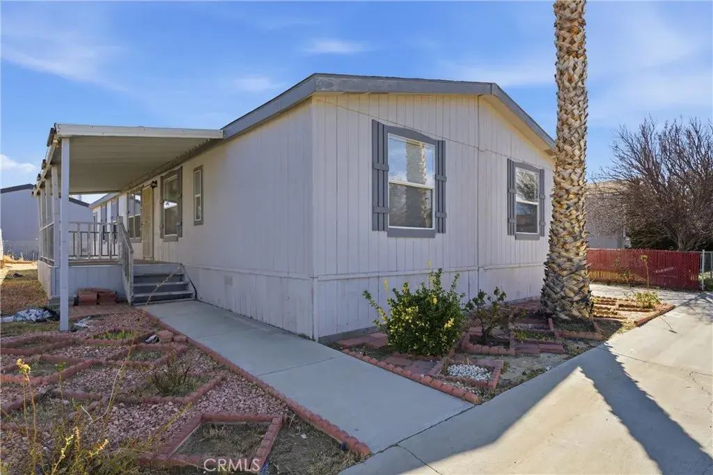 45465 25th East, Lancaster