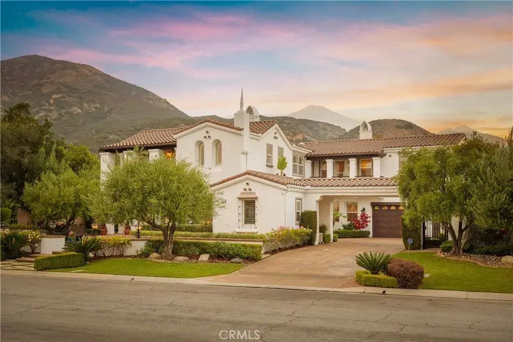 4394 Hiwassee, Claremont
