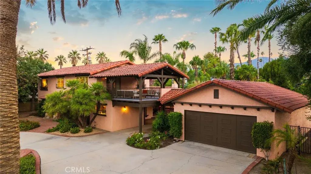 880 Encanto Street, Corona