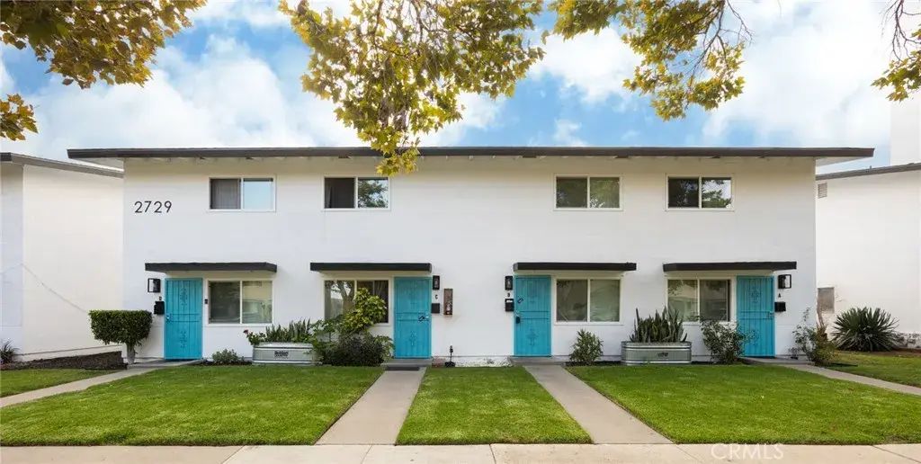 2729 S Baker, Santa Ana