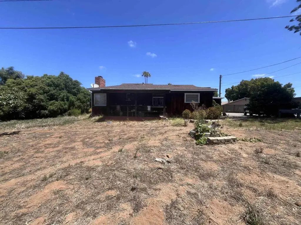 1501 Laurel Road, Oceanside
