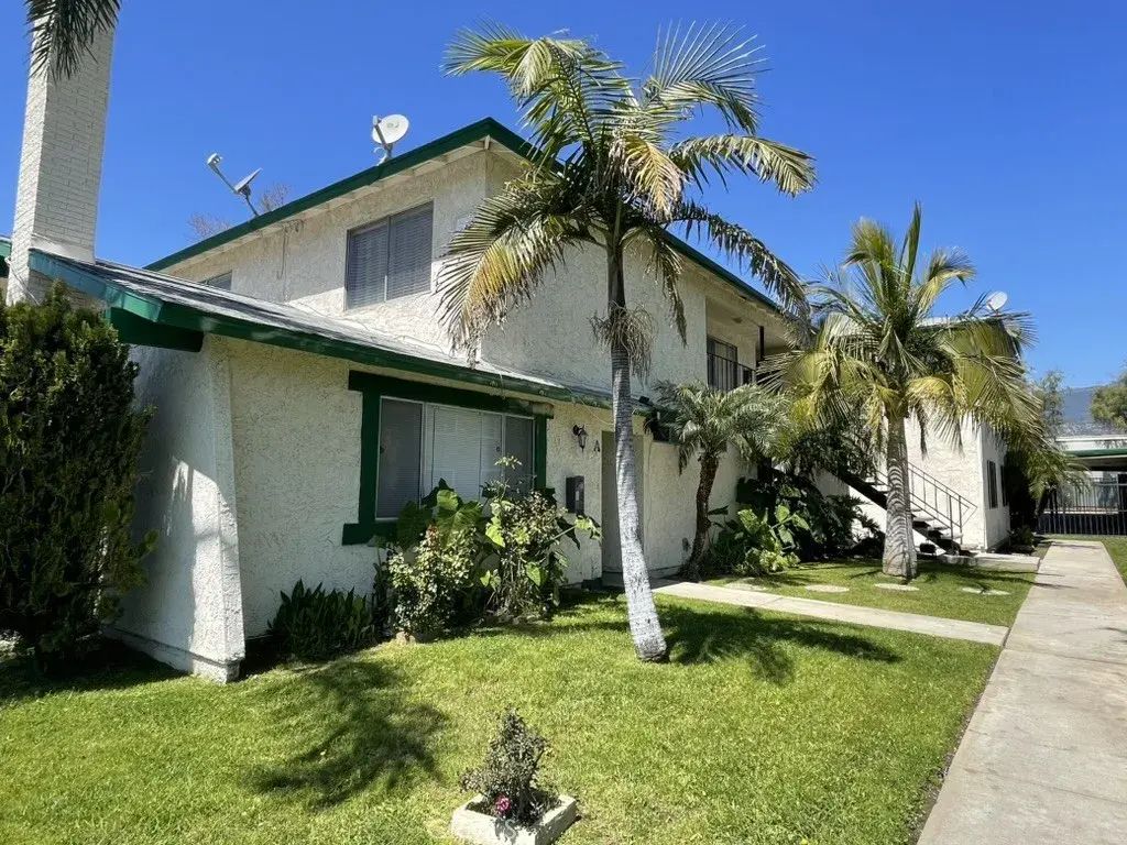 2042 E 19th, San Bernardino