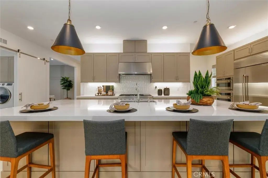 29606 Paseo Capilla, Valencia