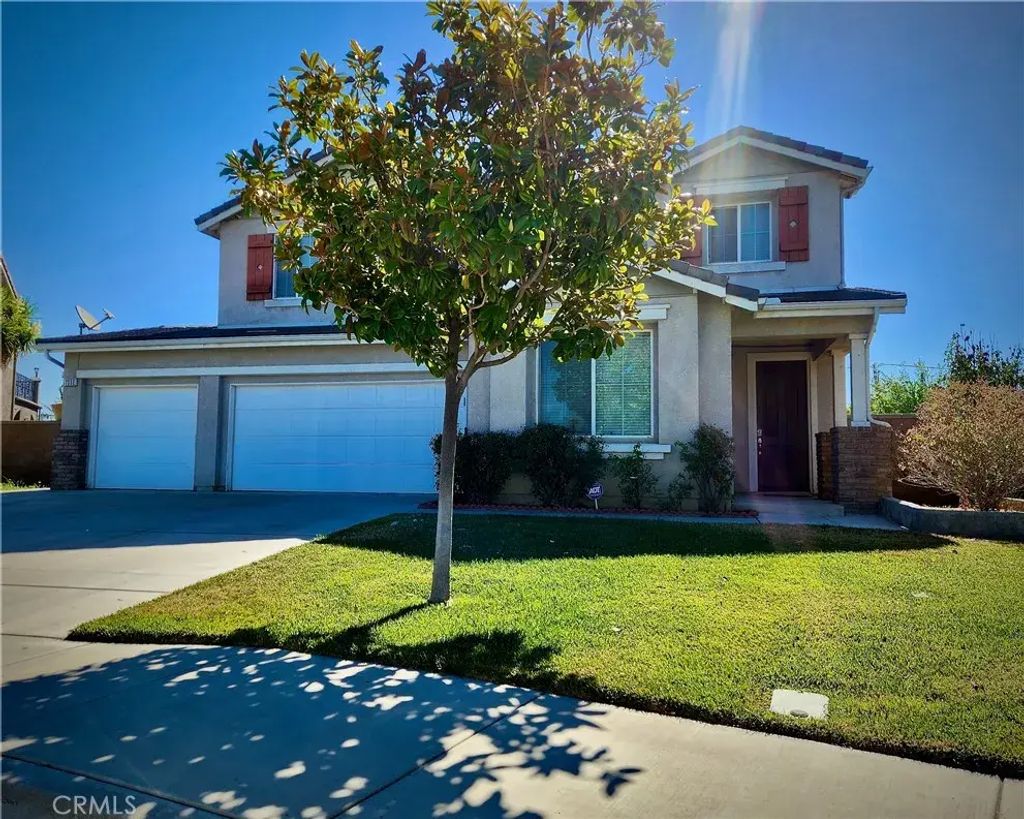 7032 Calina, Eastvale