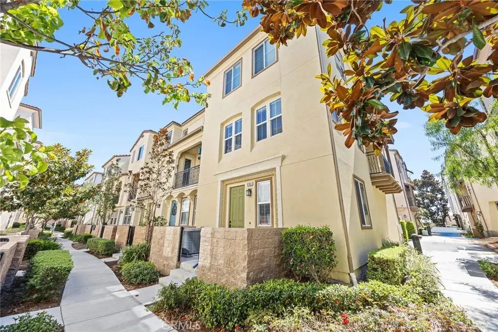 6366 Aquila Way, Eastvale