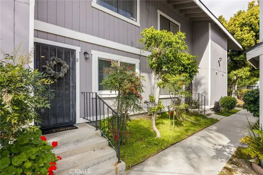 15251 Leffingwell 8, Whittier