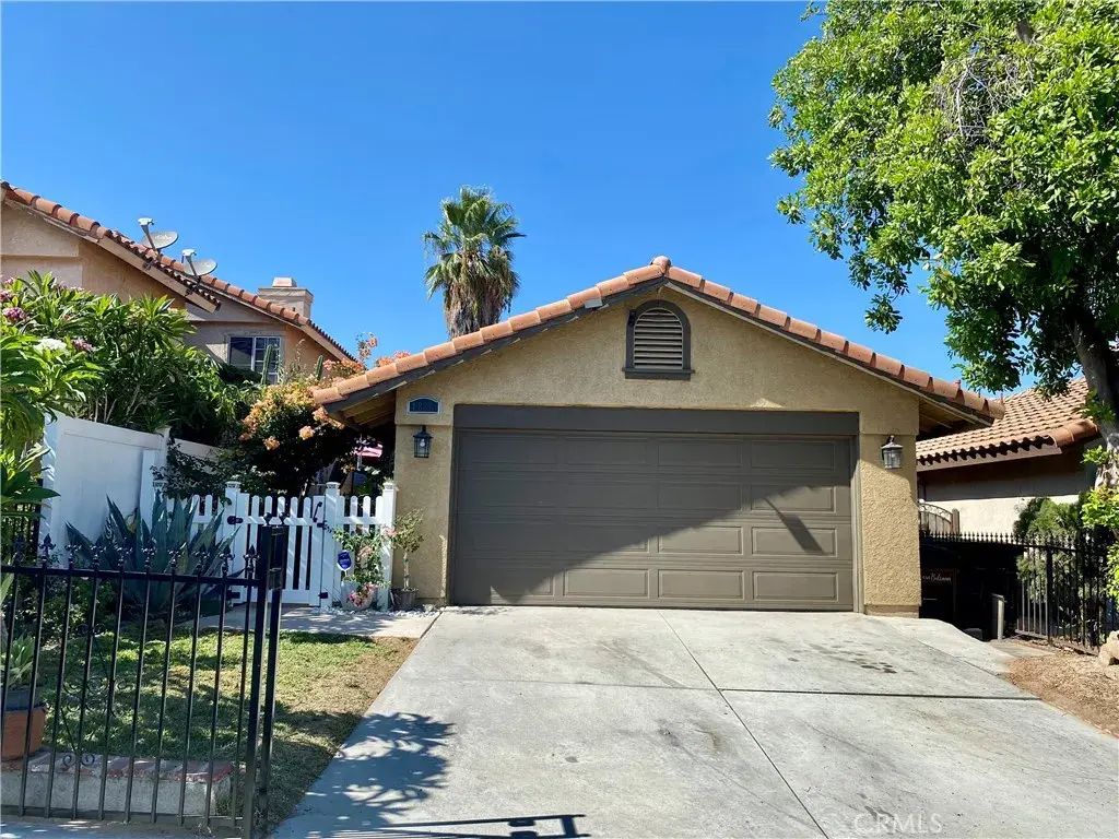 1837 De Carmen Drive, Colton