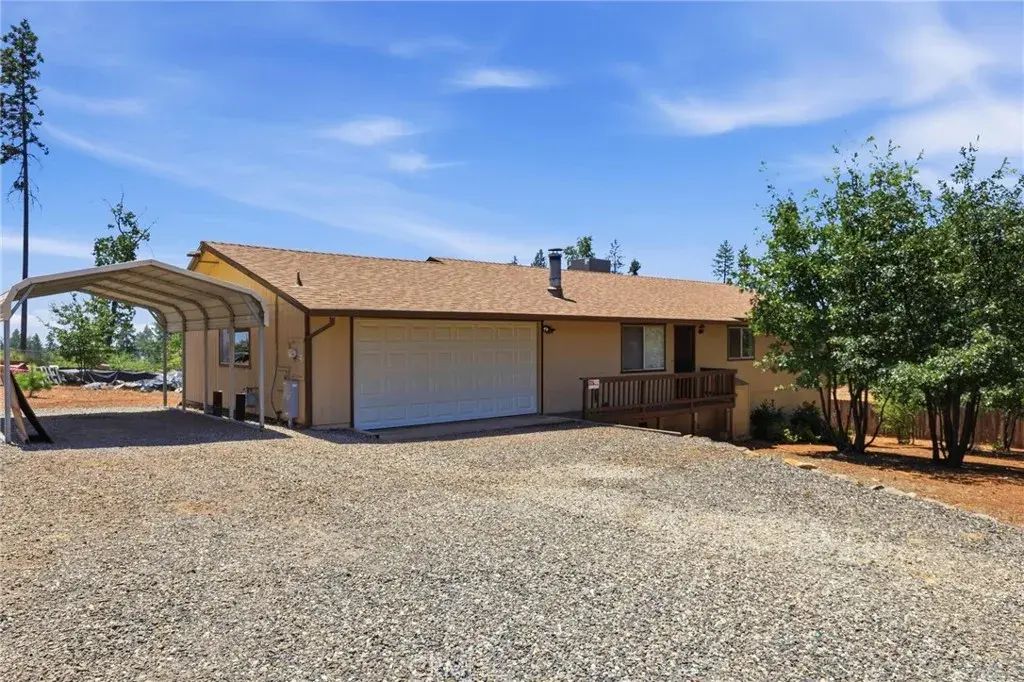 5727 Newland Road, Paradise