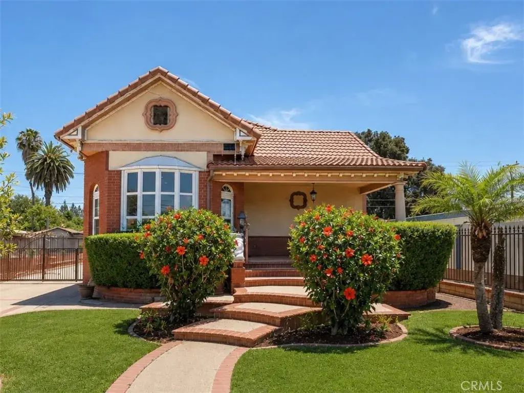 606 N Park, Pomona