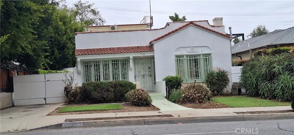 906 N Crescent Heights, Los Angeles