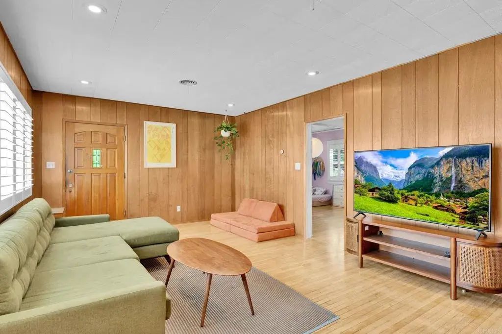 747 First Avenue, Chula Vista