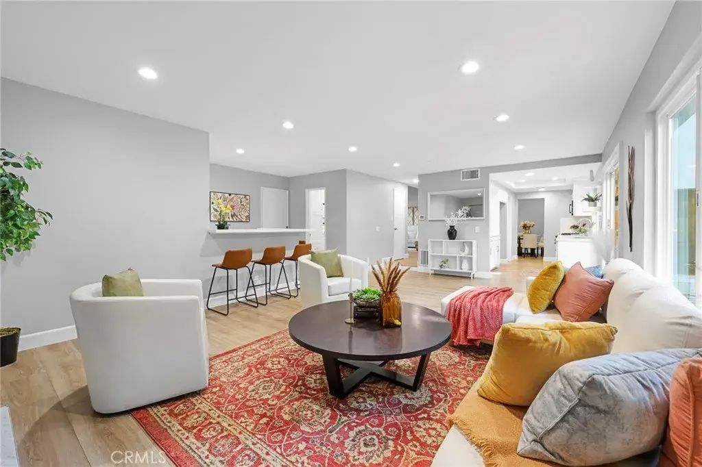1652 La Canada, Brea