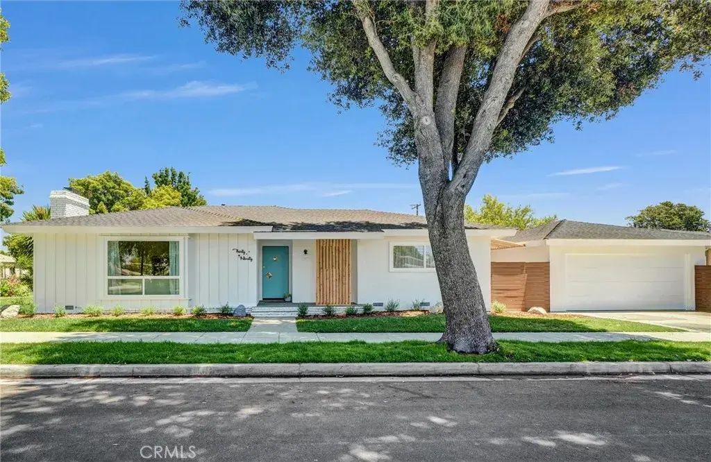 3090 Eucalyptus Avenue, Long Beach