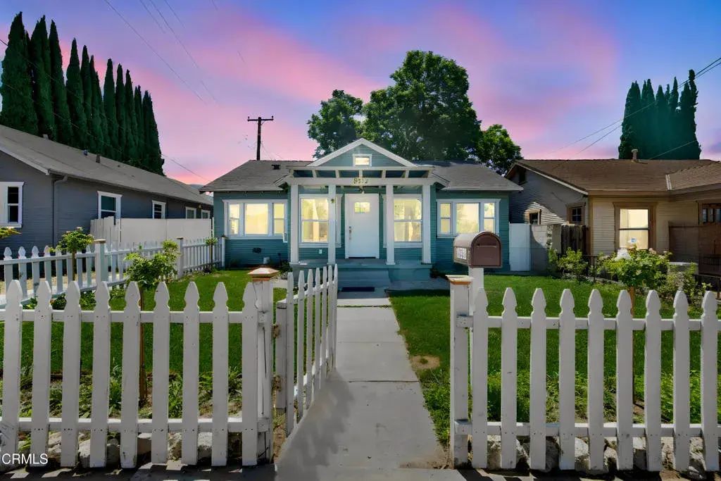 8312 Greenleaf Avenue, Whittier