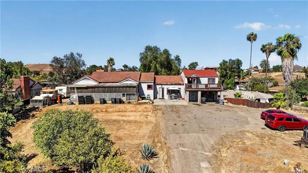 5145 Mitchell, Riverside