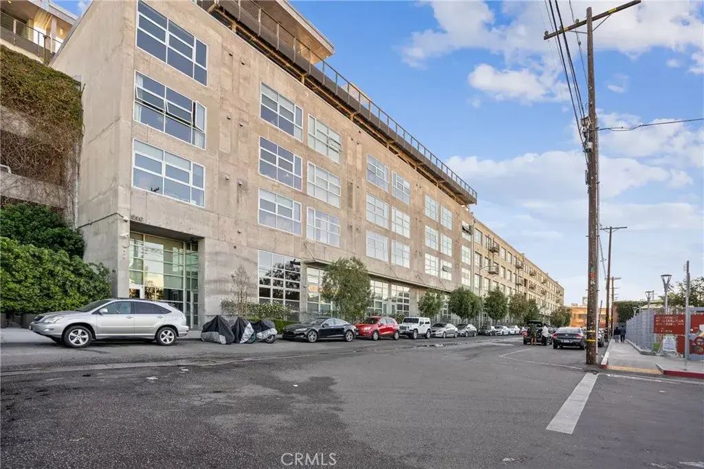 510 S Hewitt, Los Angeles