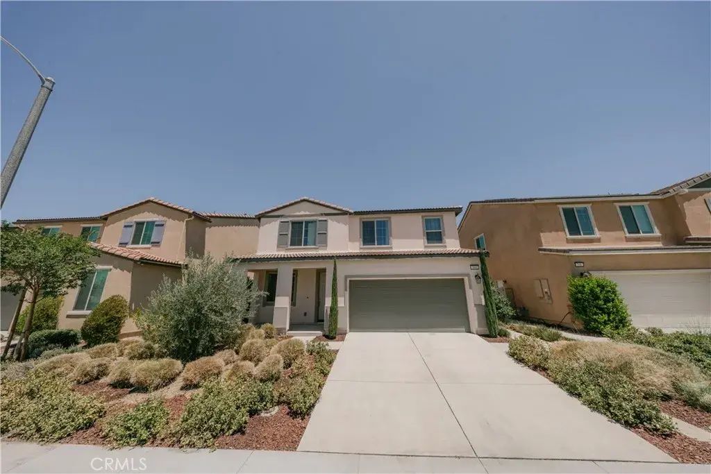 560 E Vodden, Rialto