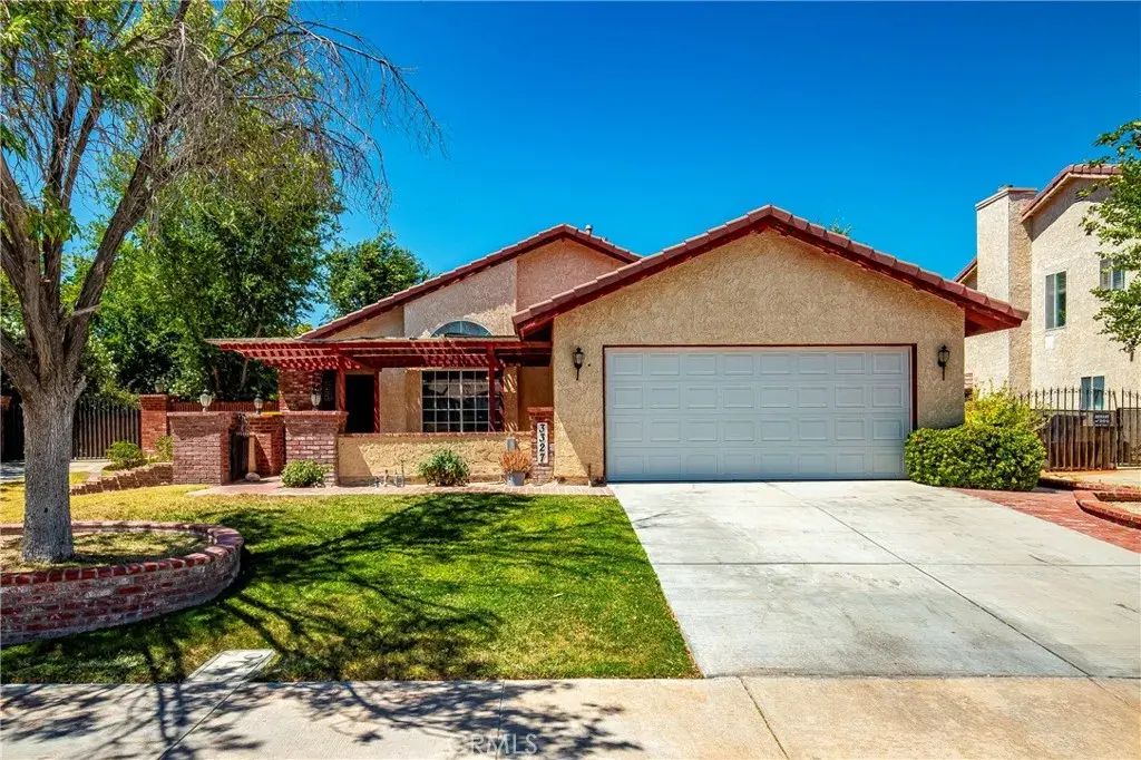 3327 Marilynn, Lancaster