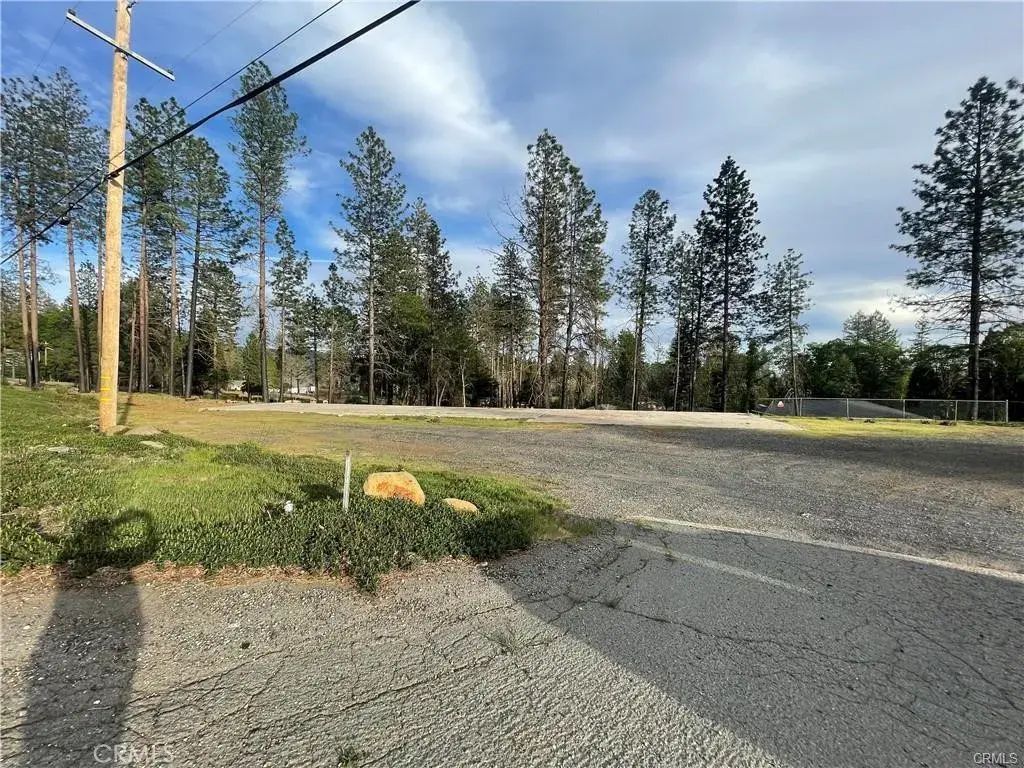 9272 Skyway, Paradise