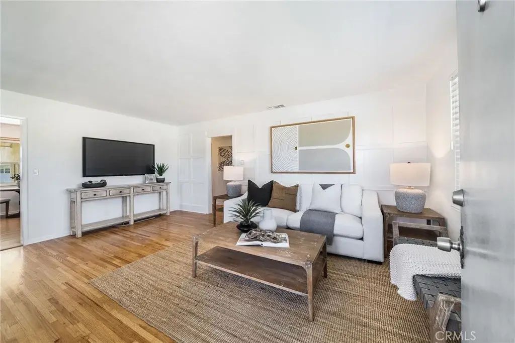 724 N Shirley, Orange