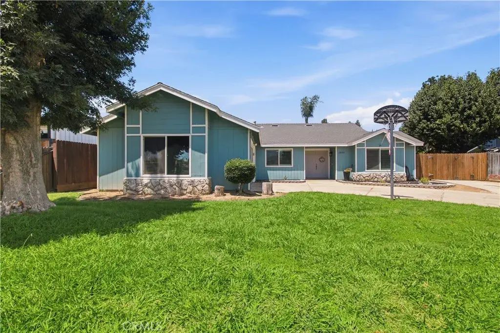 1604 Acacia Court, Chowchilla