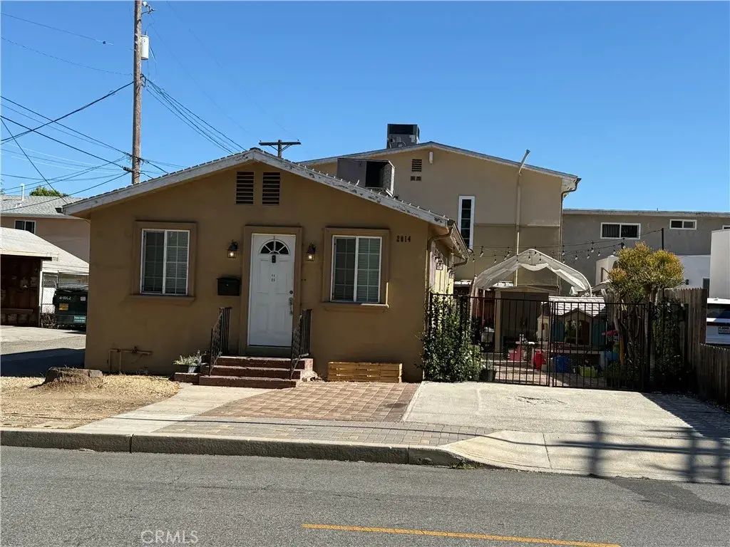 2014 Peyton Avenue, Burbank