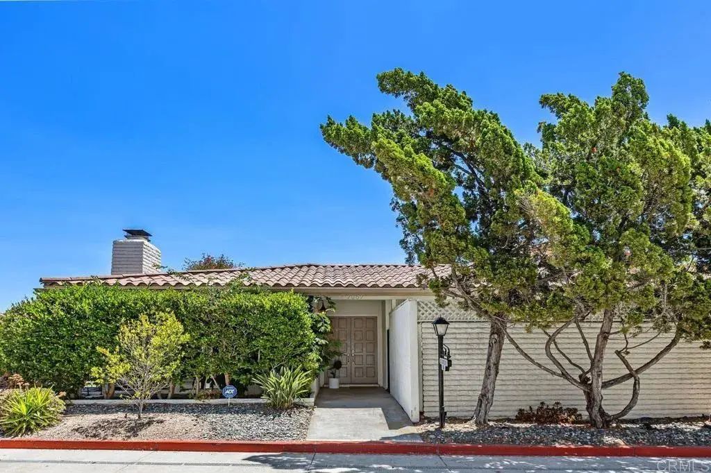 7057 Estrella De Mar Road, Carlsbad