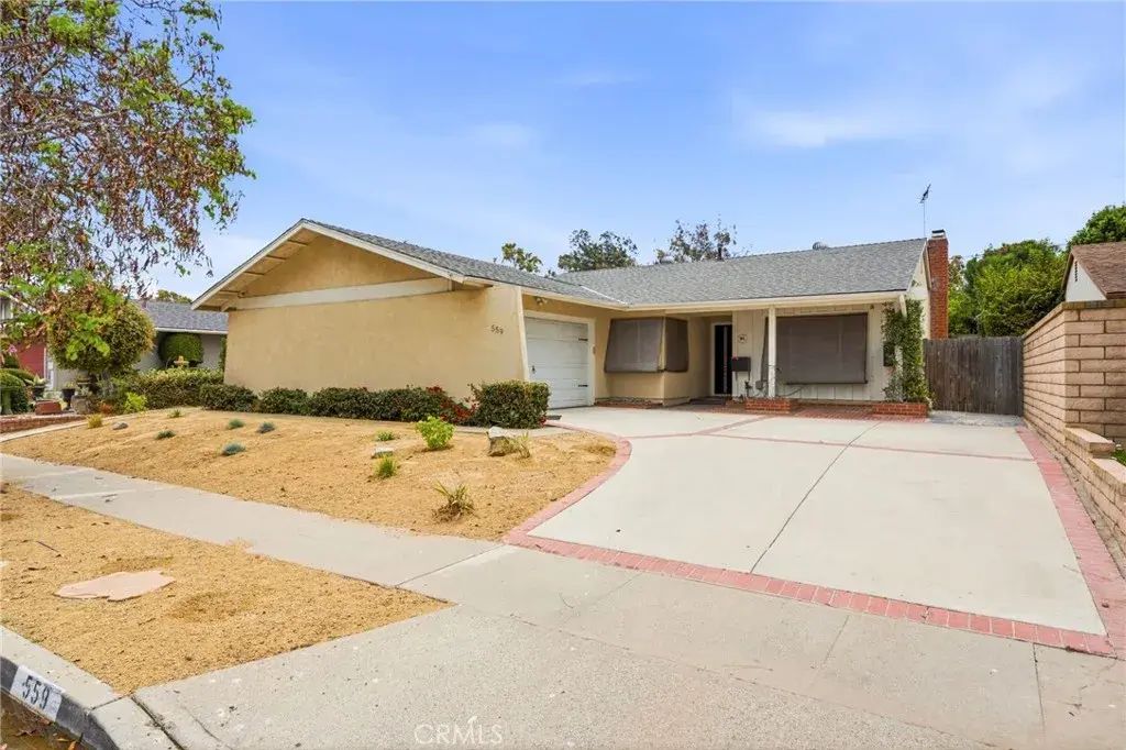 559 Pierpont Drive, Costa Mesa