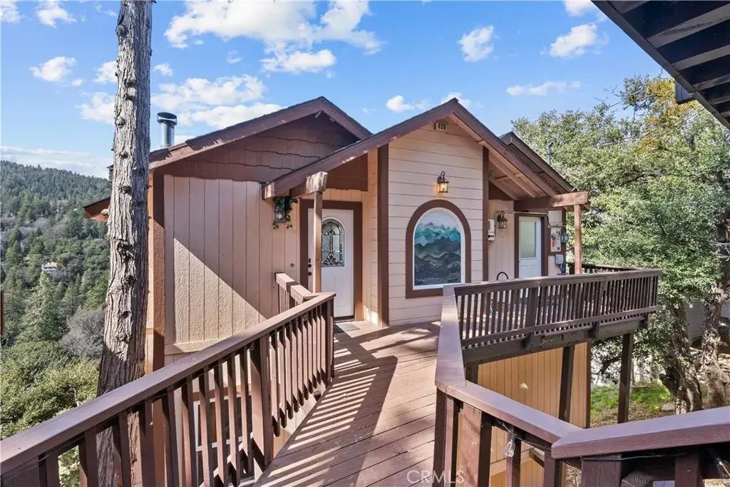 820 Arbula, Crestline