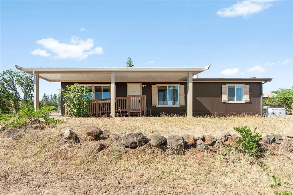 5492 Edgewood Lane, Paradise