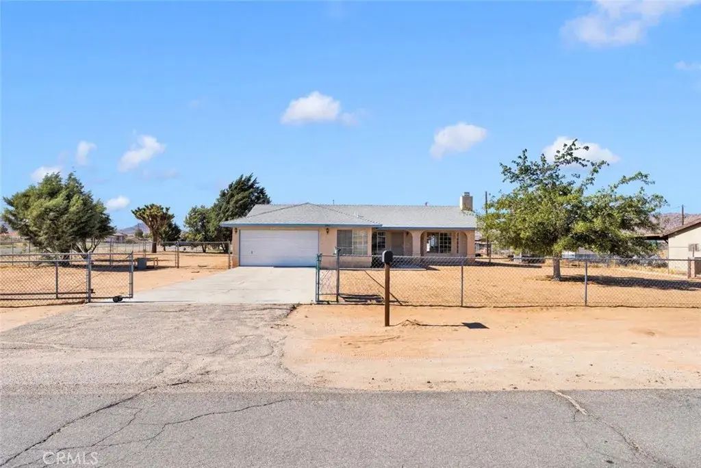 21930 Mohican Avenue, Apple Valley