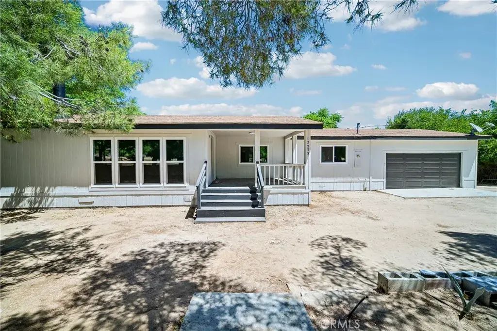 12233 E Avenue V-12, Pearblossom