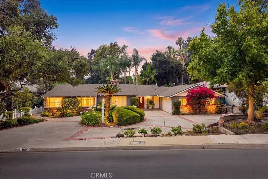 1529 Highland Oaks, Arcadia