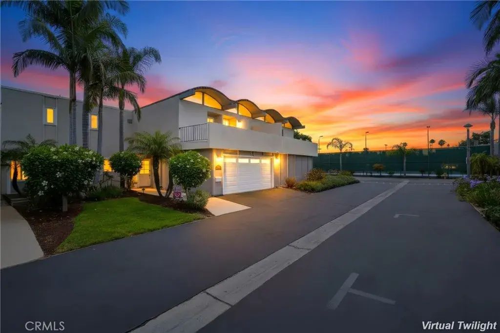 336 Tours Lane, Costa Mesa