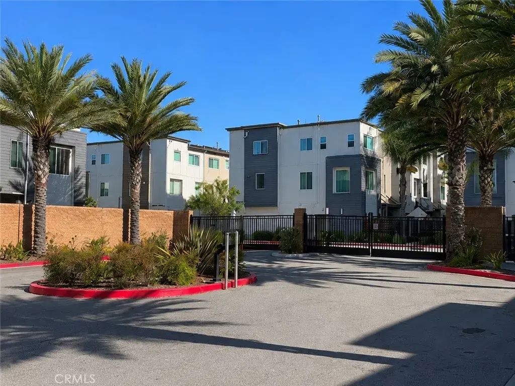 14039 Ruby 1, Gardena